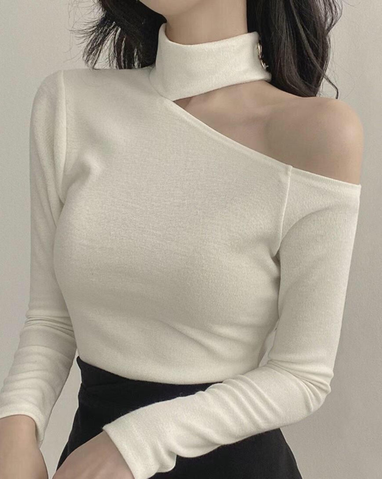 【掛頸款.ᐟ.ᐟ超美小金扣】𝗟𝗶𝘁𝘁𝗹𝗲 𝗦𝗵𝗼𝘂𝗹𝗱𝗲𝗿 𝗧𝗼𝗽