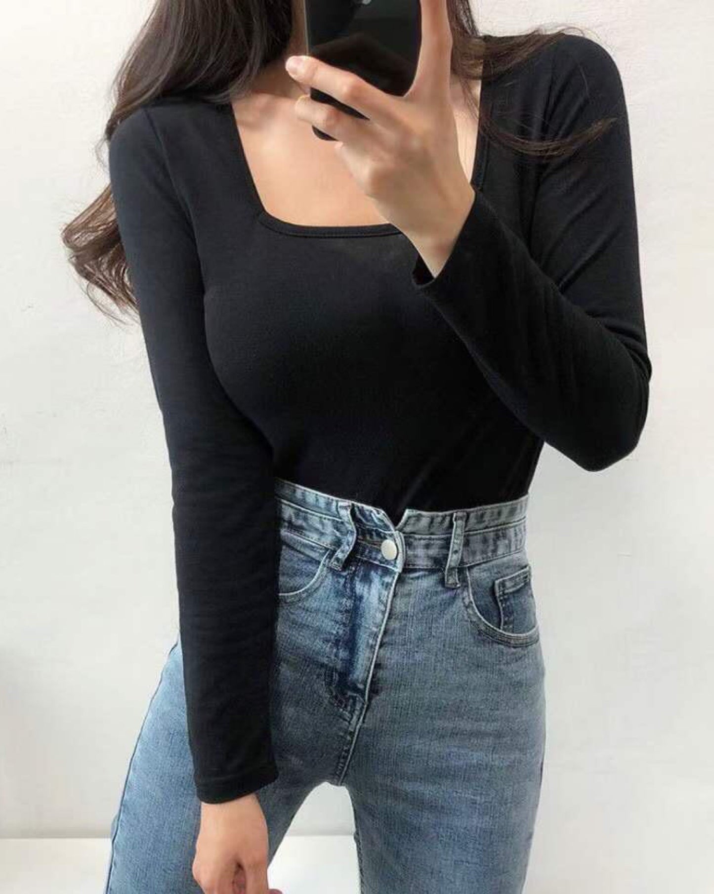 【 𝗛𝗞𝗱 𝟵𝟵﻿ 區】 𝗦𝗾𝘂𝗮𝗿𝗲-𝗡𝗲𝗰𝗸 𝗖𝗿𝗼𝗽 𝗧𝗼𝗽