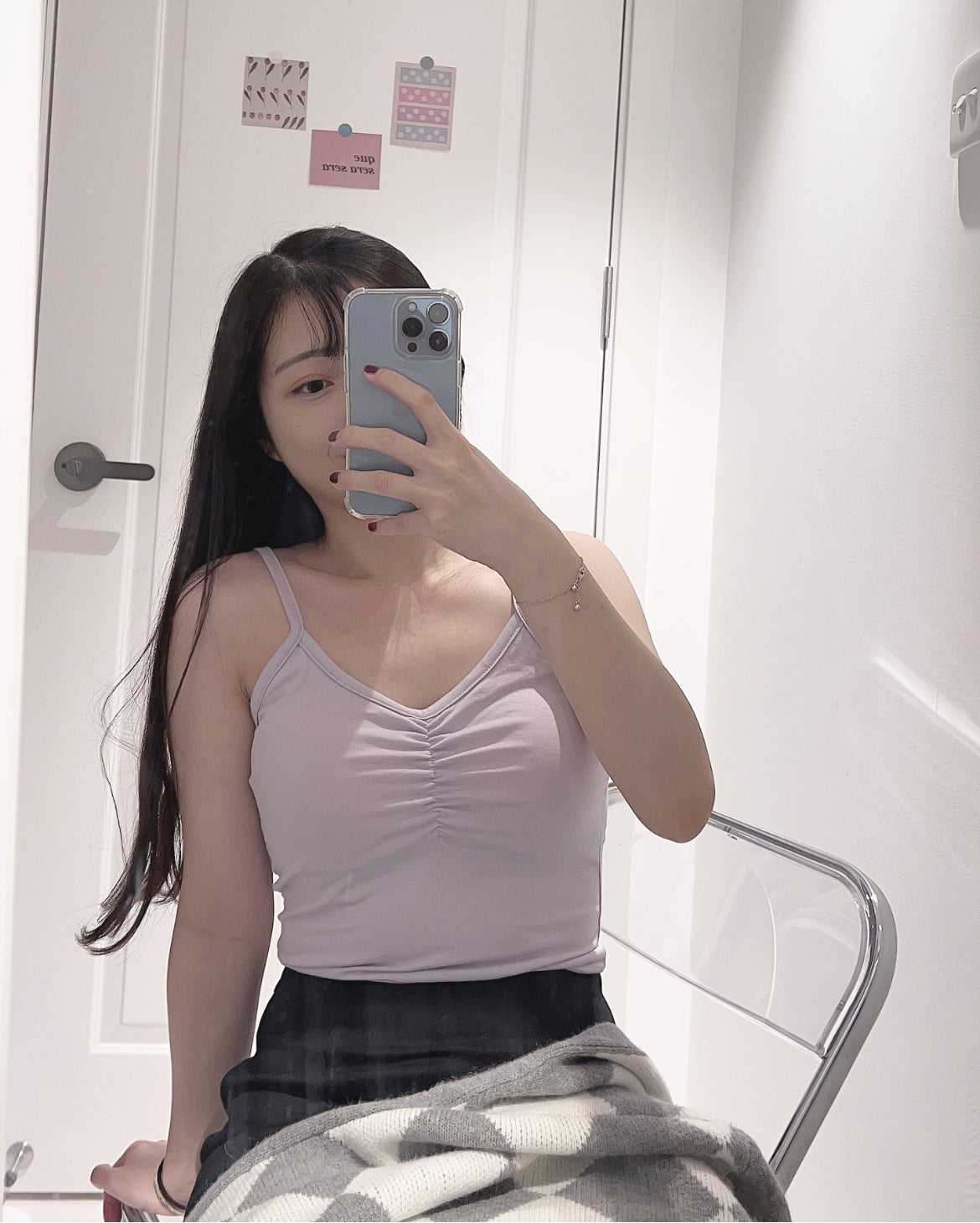 𝗟𝗶𝘁𝘁𝗹𝗲 𝗩 𝗕𝗿𝗮 𝗧𝗼𝗽 (連𝗣𝗔𝗗)