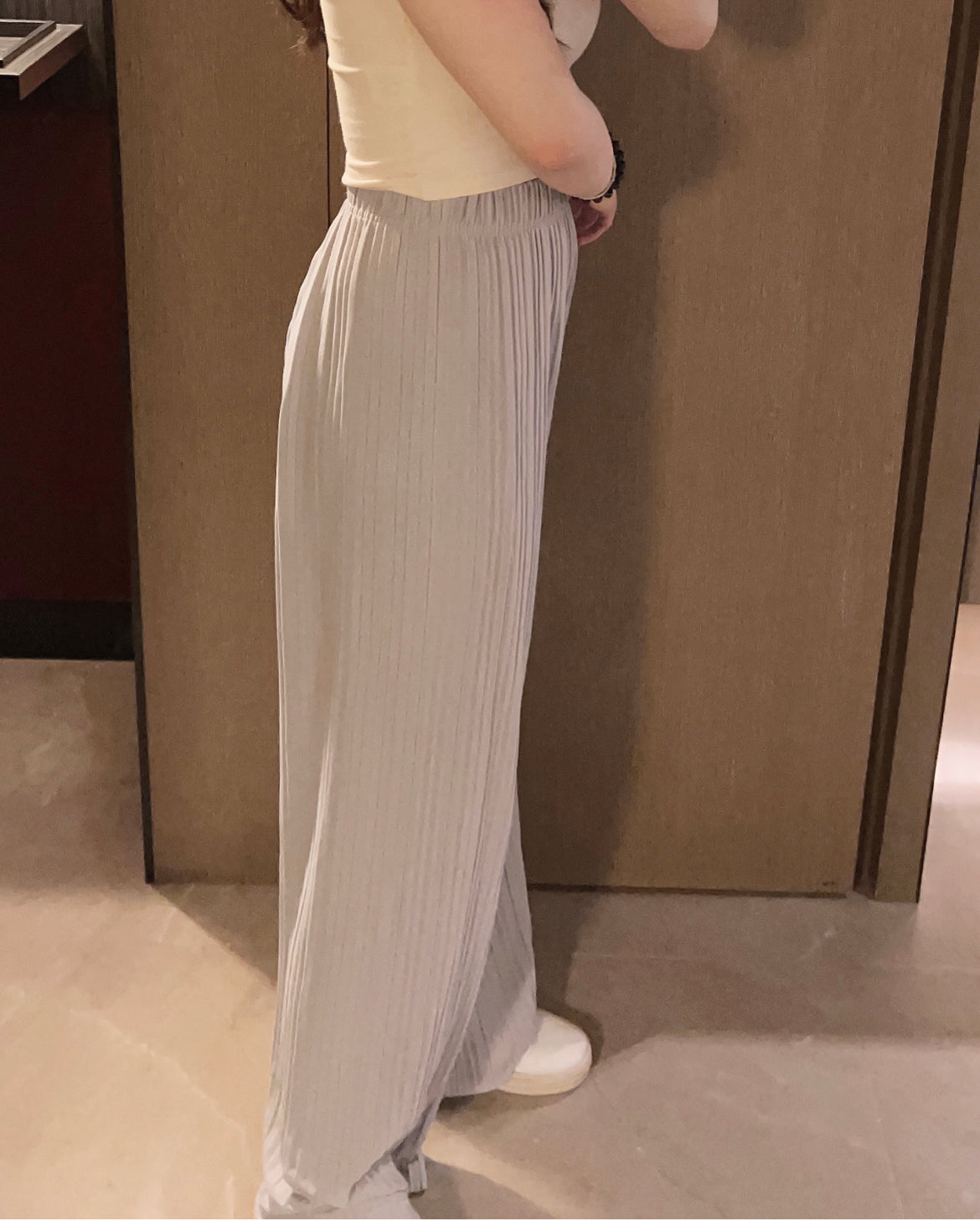 【𝗛𝗼𝘁 𝗜𝘁𝗲𝗺 ! 】直條紋高腰闊褲