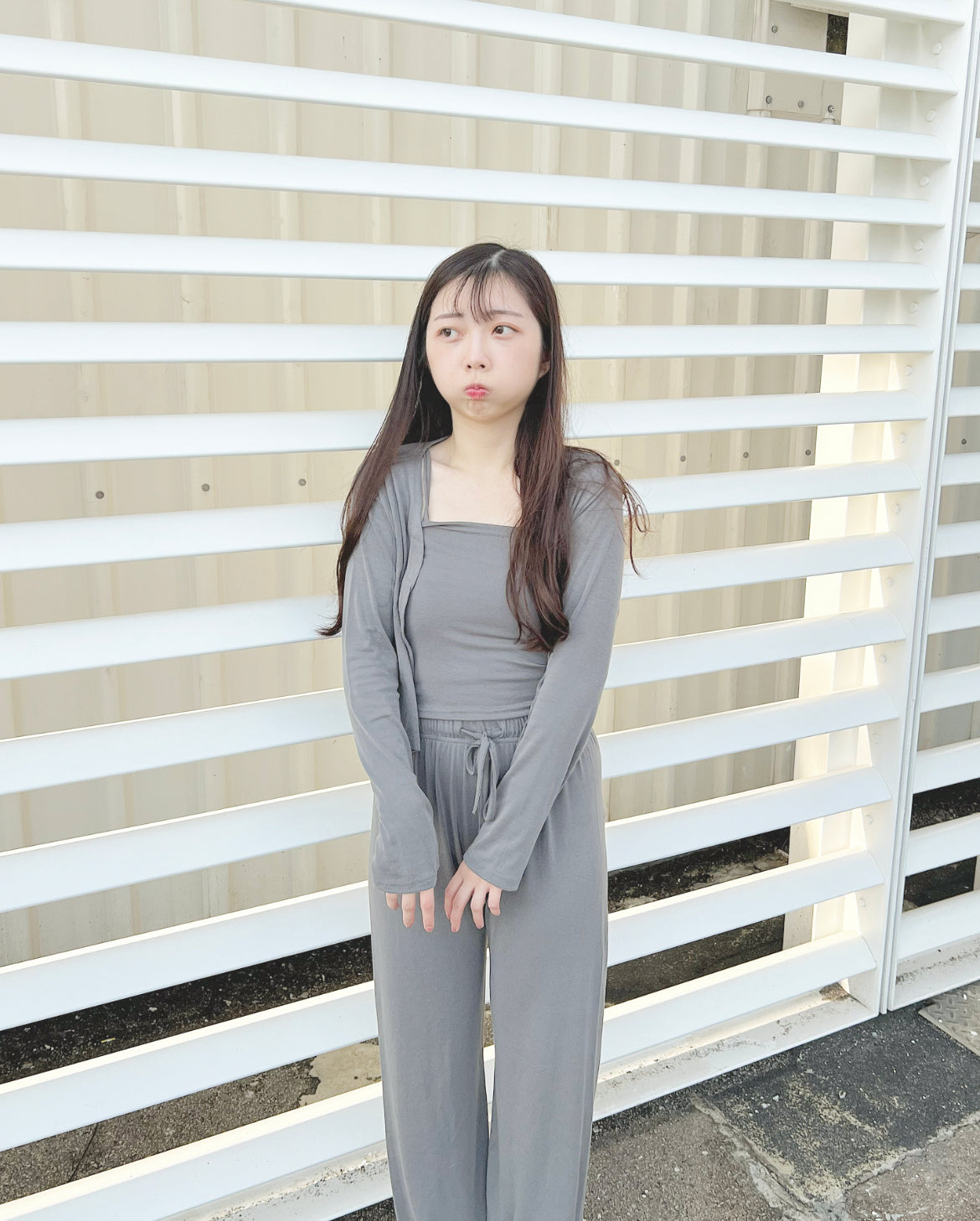 𝗦𝗽𝗮𝗿𝗸𝗹𝗲 𝗖𝗮𝘀𝘂𝗮𝗹 𝗦𝘁𝘆𝗹𝗶𝘀𝗵 𝗦𝗲𝘁 (連背心+外套+闊褲)♥