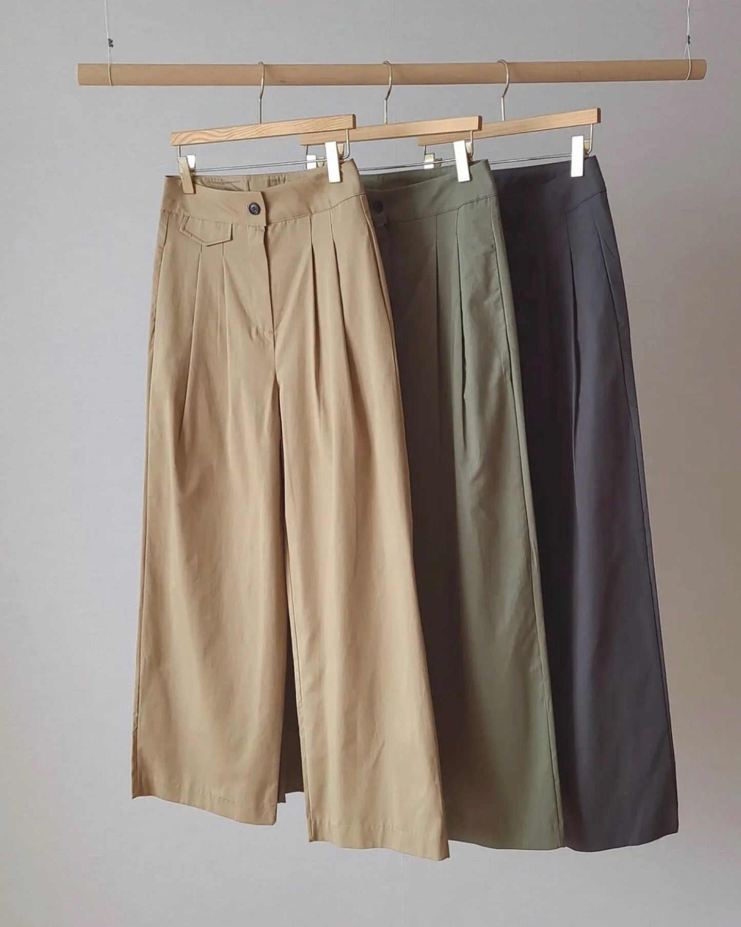 𝗖𝗮𝗹𝗹 𝗺𝗲 𝗦𝗹𝗶𝗺 𝗪𝗶𝗱𝗲 𝗦𝗹𝗮𝗰𝗸𝘀