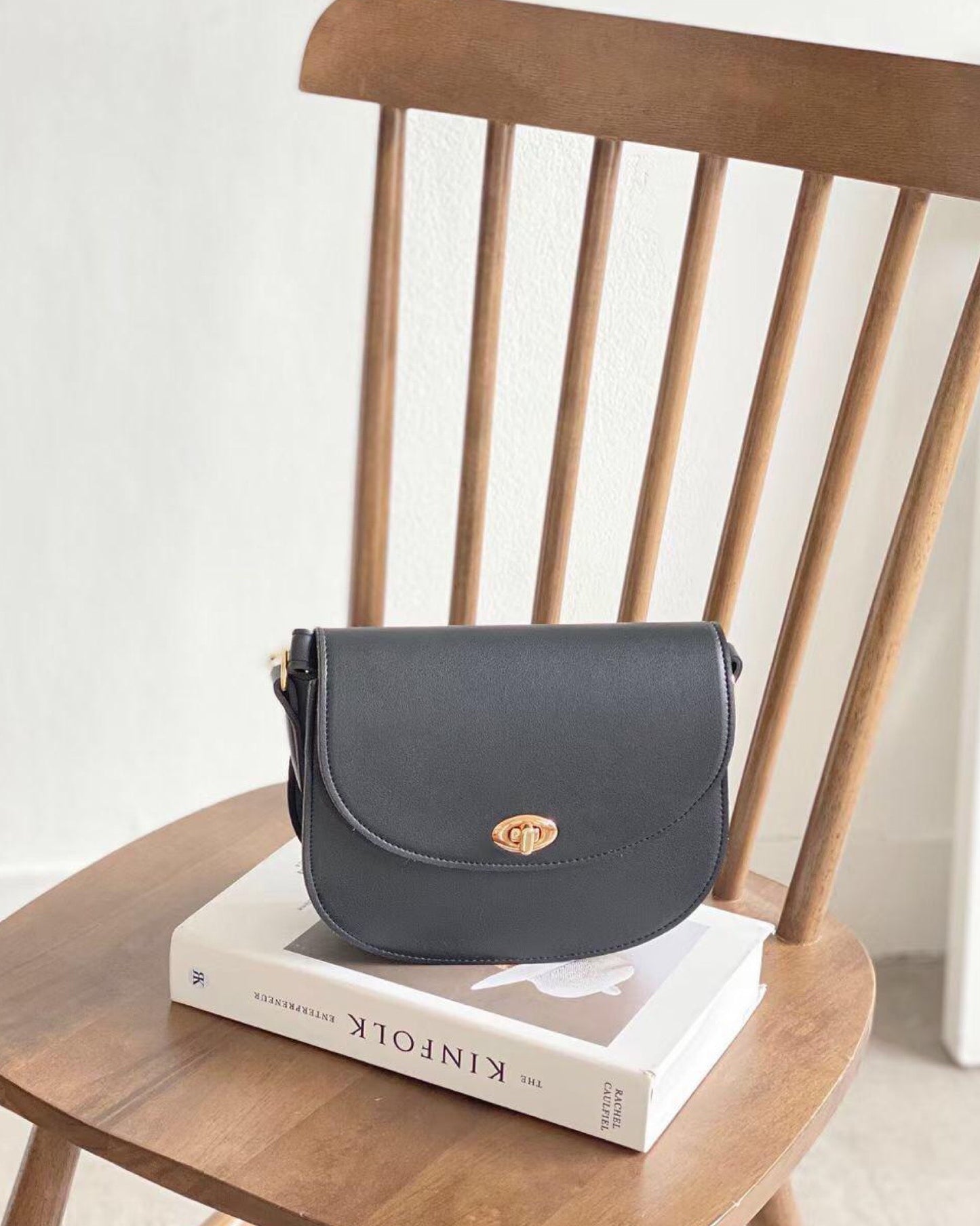 𝗠𝗼𝗼𝗻 𝗕𝗮𝗴♥