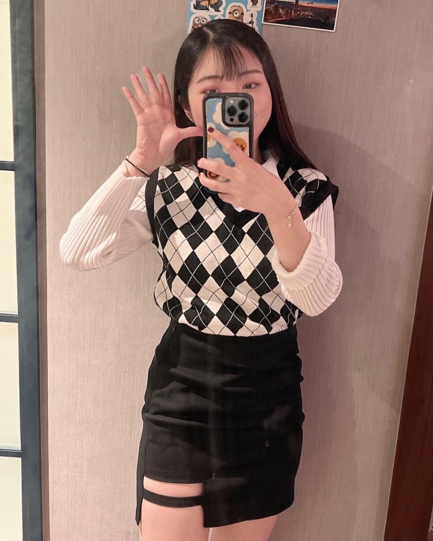 𝗛-𝗹𝗶𝗻𝗲 𝗥𝗶𝗽𝗽𝗲𝗱 𝗦𝗸𝗶𝗿𝘁♥