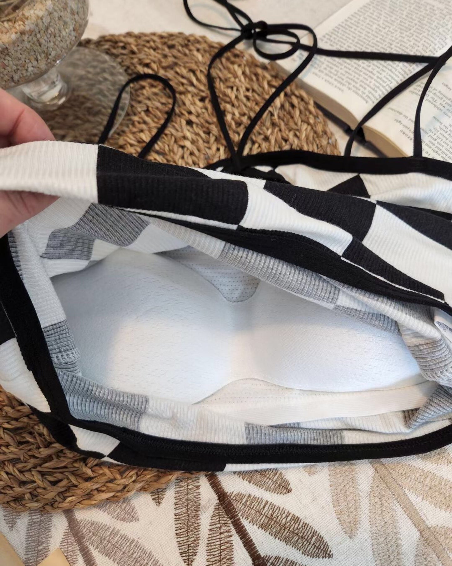 【早鳥價 | 掛頸綁帶.ᐟ.ᐟ】棋盤格吊帶背心 (連𝗣𝗮𝗱)