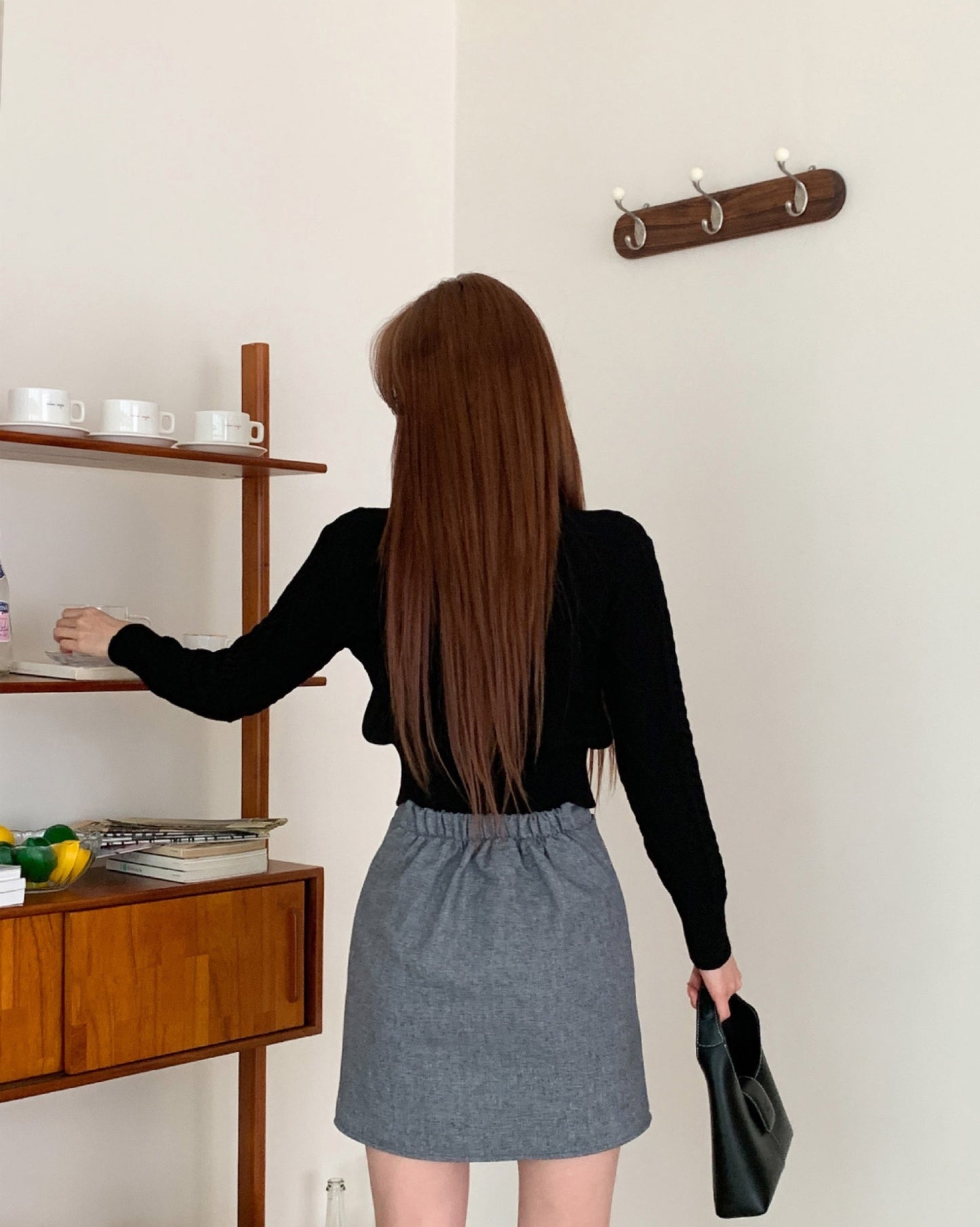 【早鳥價 | 𝗛𝗞𝗱 𝟭𝟬𝟵 ﻿區】厚款小開叉裙仔