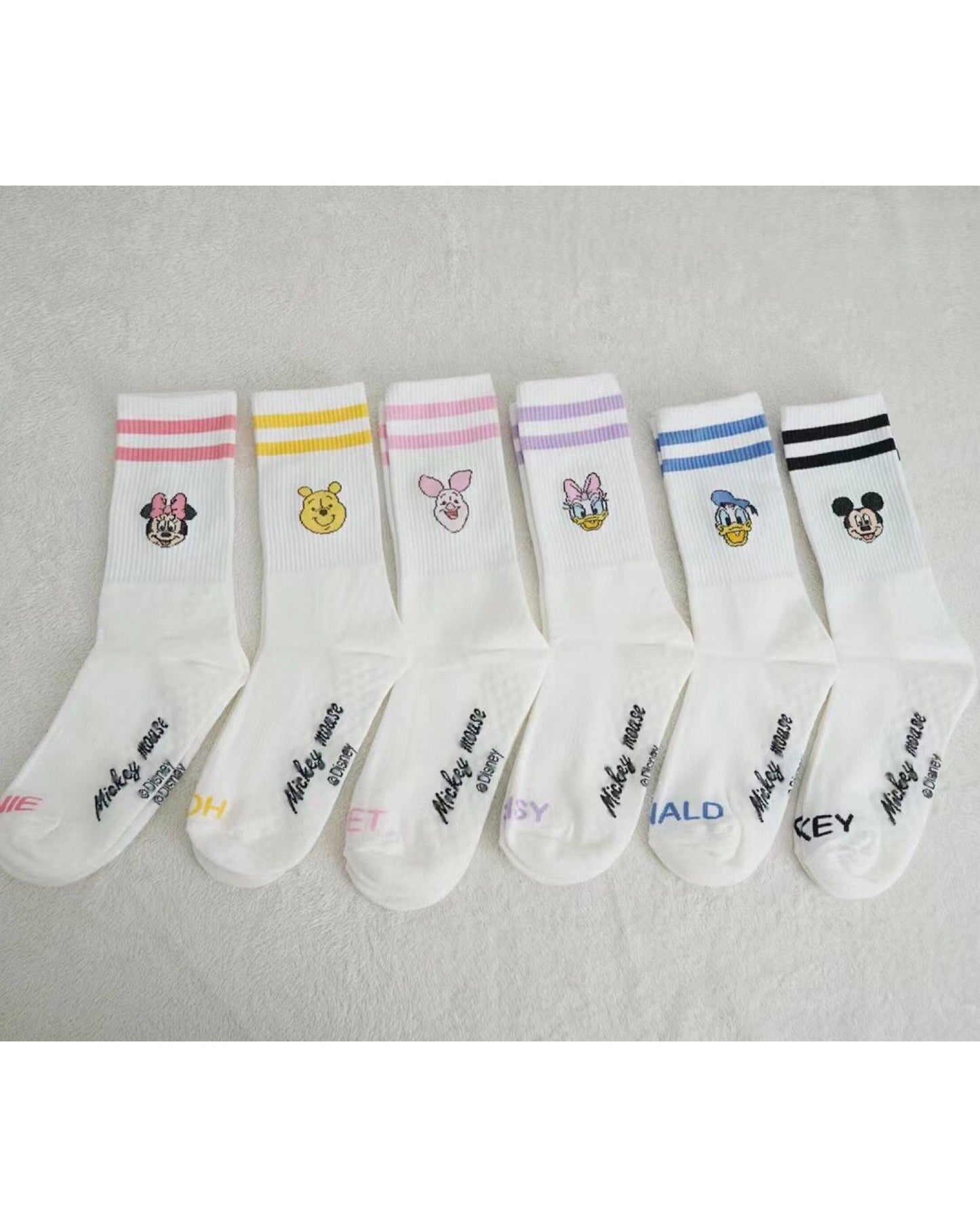 𝗗𝗶𝘀𝗻𝗲𝘆長襪