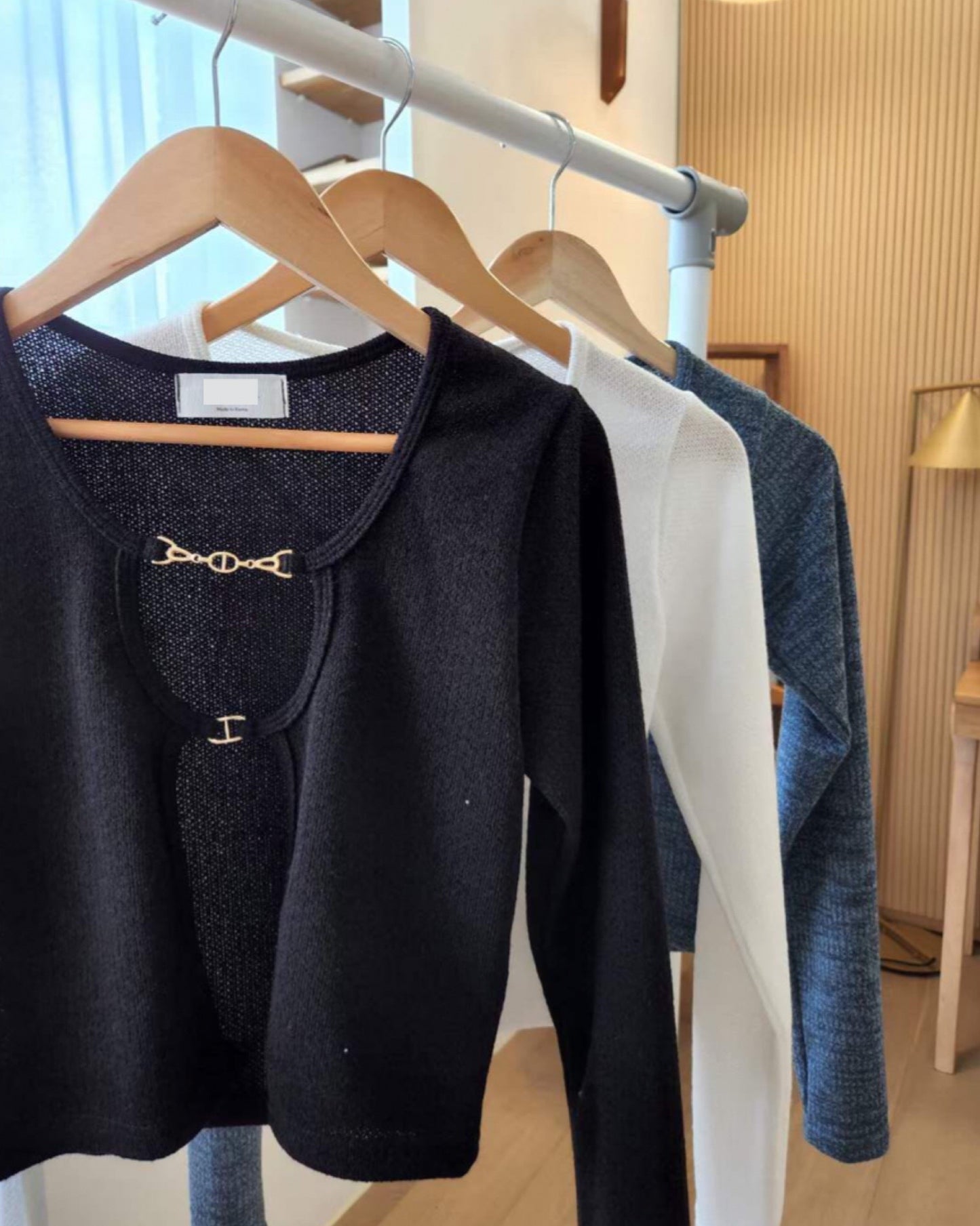 【韓國大熱+人氣.ᐟ.ᐟ】𝗗𝗼𝘂𝗯𝗹𝗲金扣子𝗧𝗼𝗽