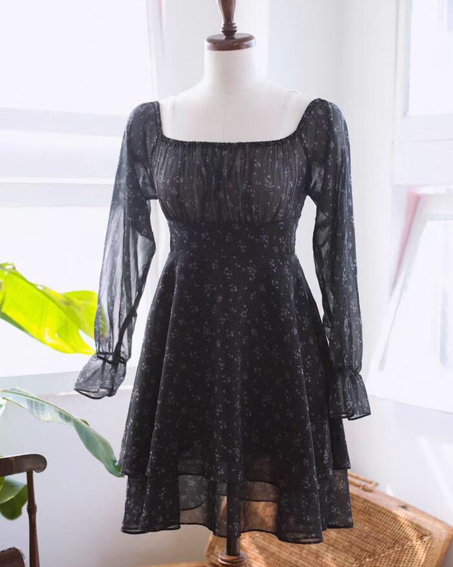 【約會推介.ᐟ.ᐟ】斯文系碎花連身裙