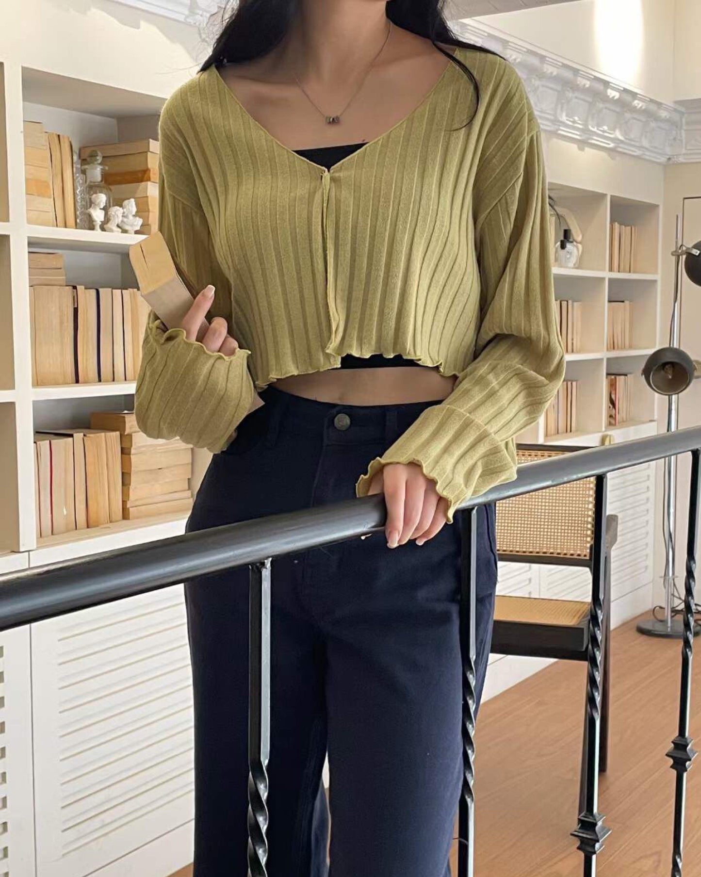 【𝗛𝗼𝘁 𝗜𝘁𝗲𝗺.ᐟ.ᐟ】小皺皺針織外套