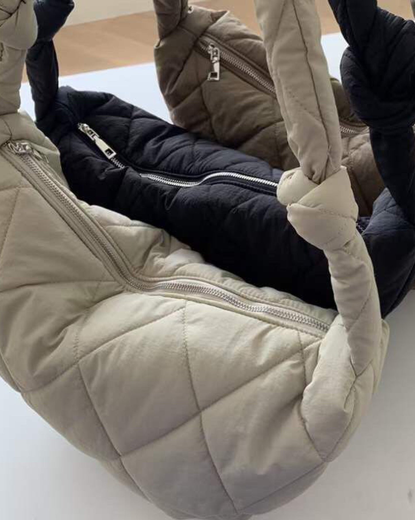 𝗨𝗻𝗶𝘀𝗲𝘅 雲朵袋