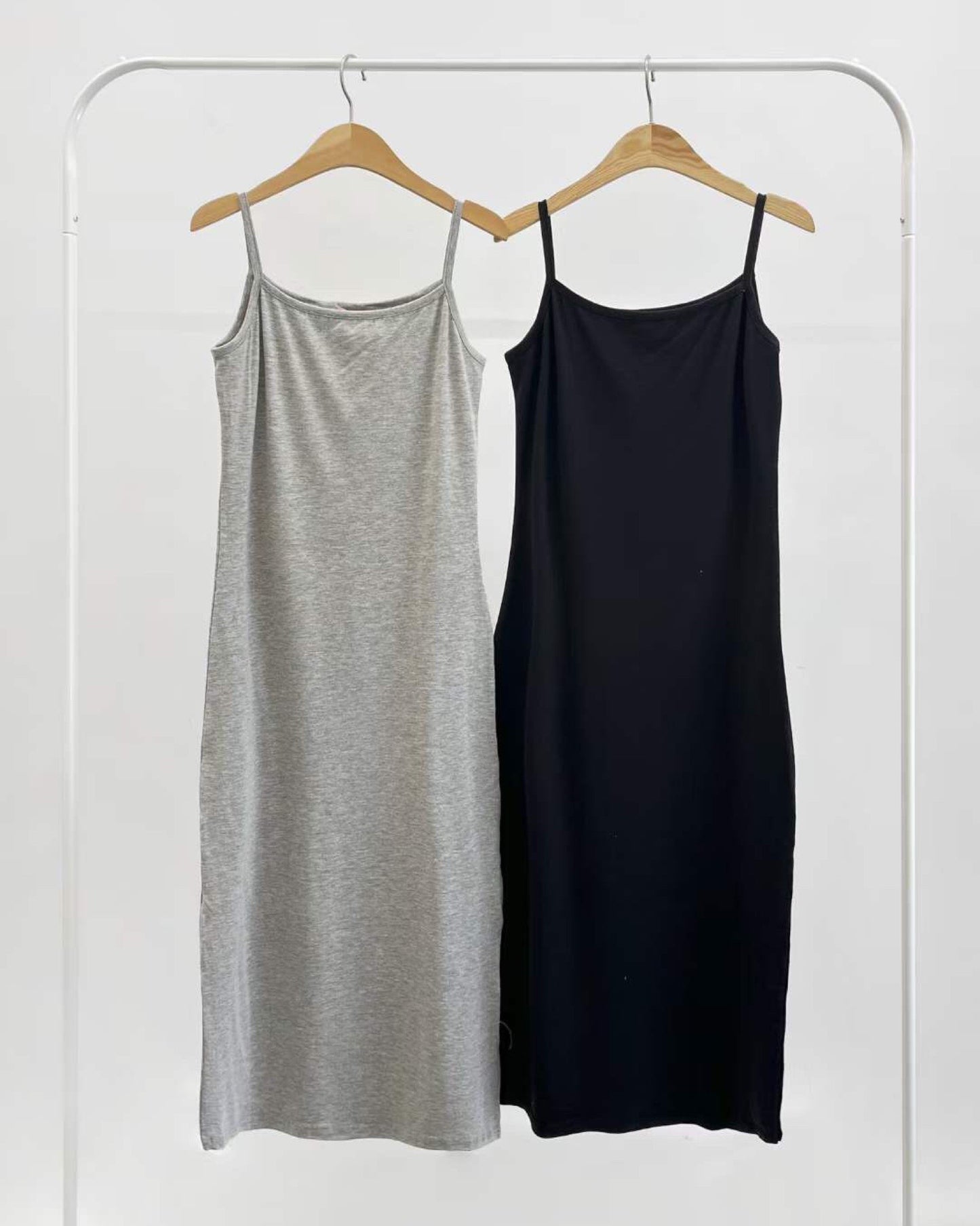 【早鳥價 | 高個子必入.ᐟ.ᐟ】吊帶小開叉連身裙