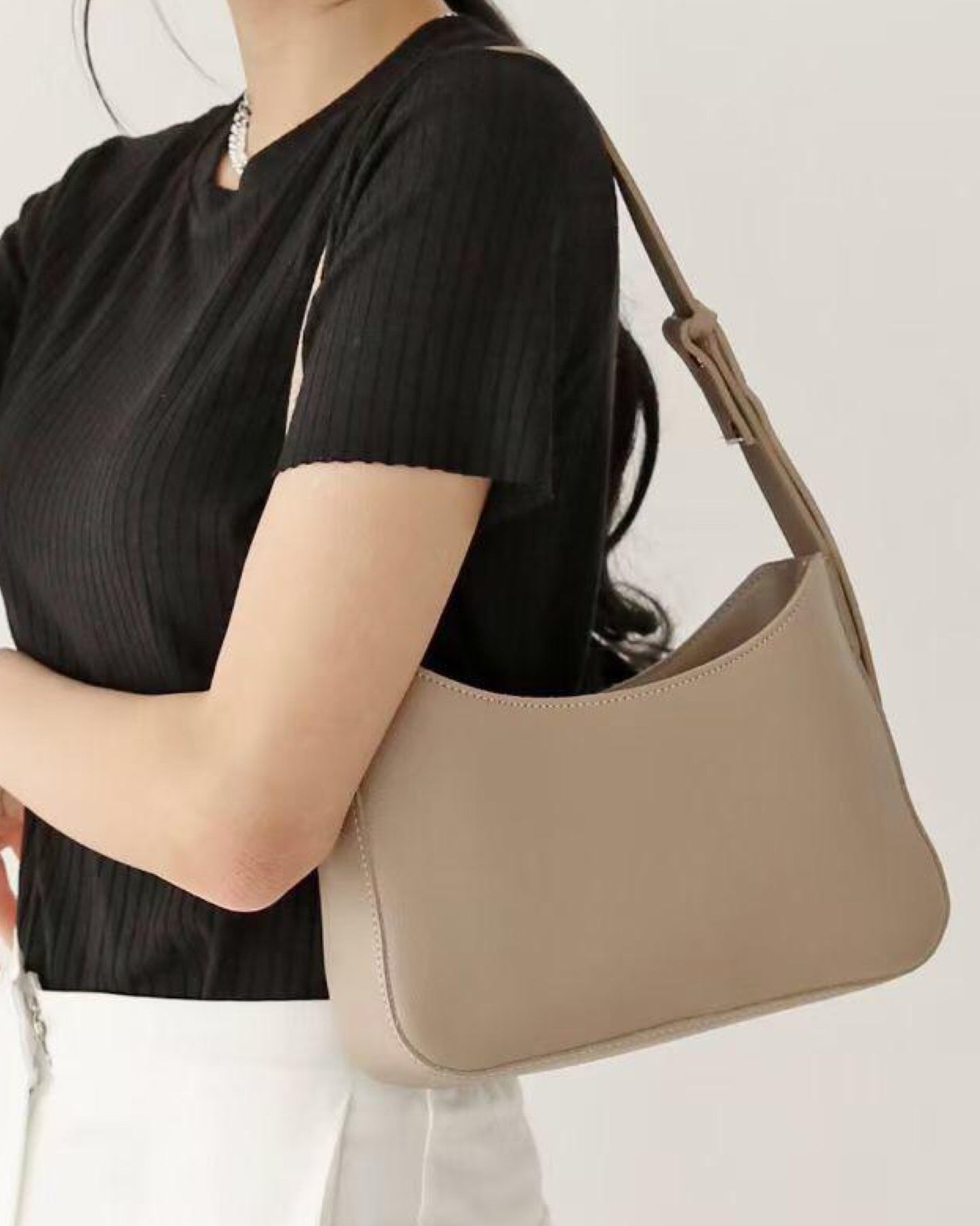 【𝗛𝗼𝘁 𝗜𝘁𝗲𝗺 ! | ❸件袋仔 𝗛𝗞𝗱 𝟭𝟰𝟴/𝟭 可夾腰果仔】小方形款袋