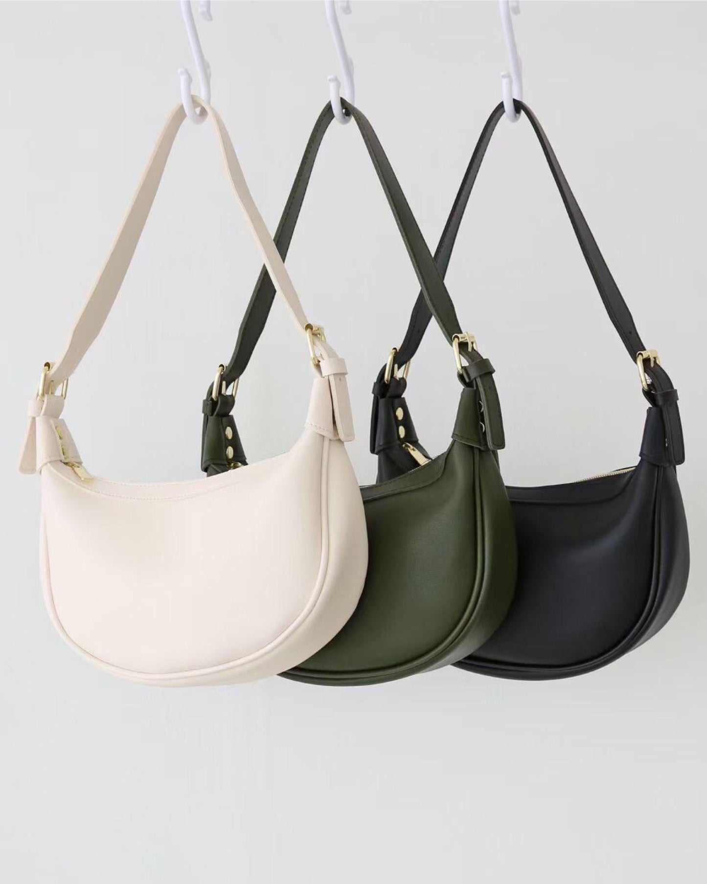 【𝗛𝗼𝘁 𝗜𝘁𝗲𝗺 ! | ❸件袋仔 𝗛𝗞𝗱 𝟭𝟰𝟴/𝟭 可夾小方形】腰果仔款袋