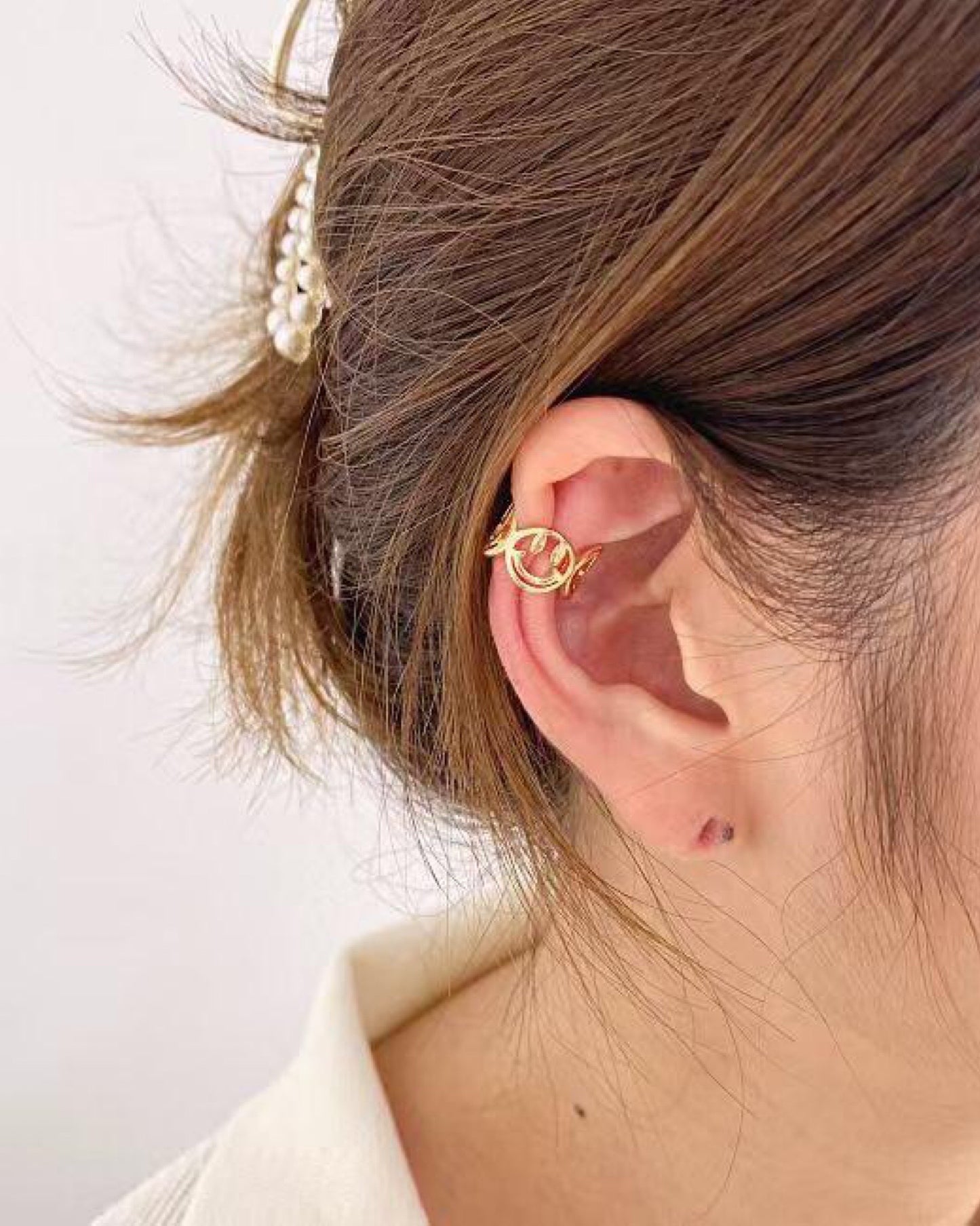 【𝗛𝗞𝗱 𝟵𝟵 ﻿區】𝗦𝗺𝗶𝗹𝗲 𝗘𝗮𝗿 𝗖𝘂𝗳𝗳