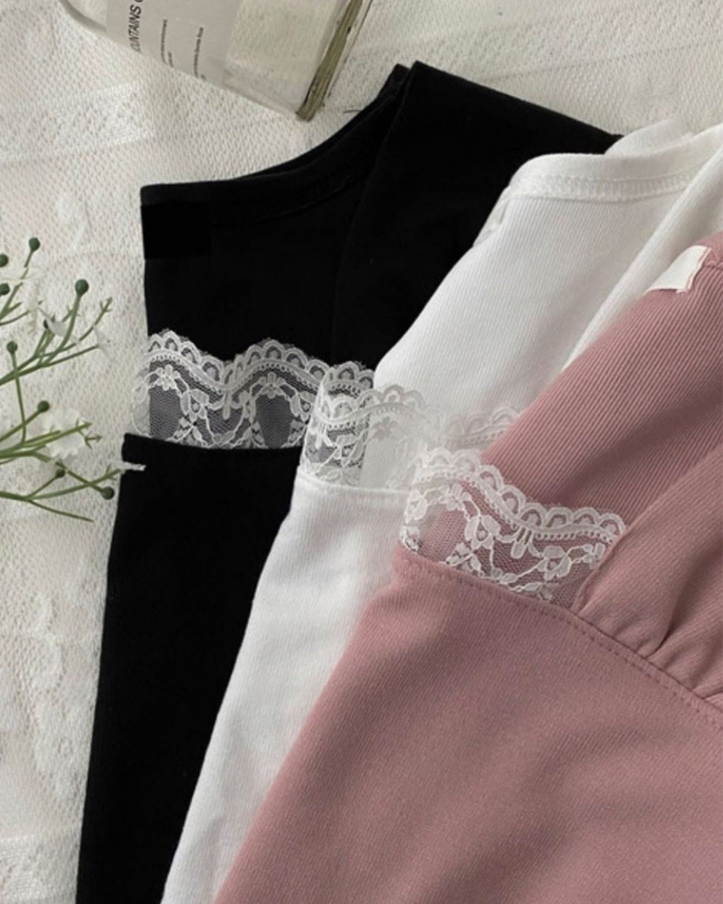 𝗕𝘂𝗯𝗯𝗹𝗲 𝗟𝗮𝗰𝗲 𝗧𝗼𝗽♥